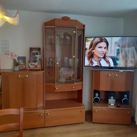 Отель Zum Hecht Herrnhut Экстерьер фото