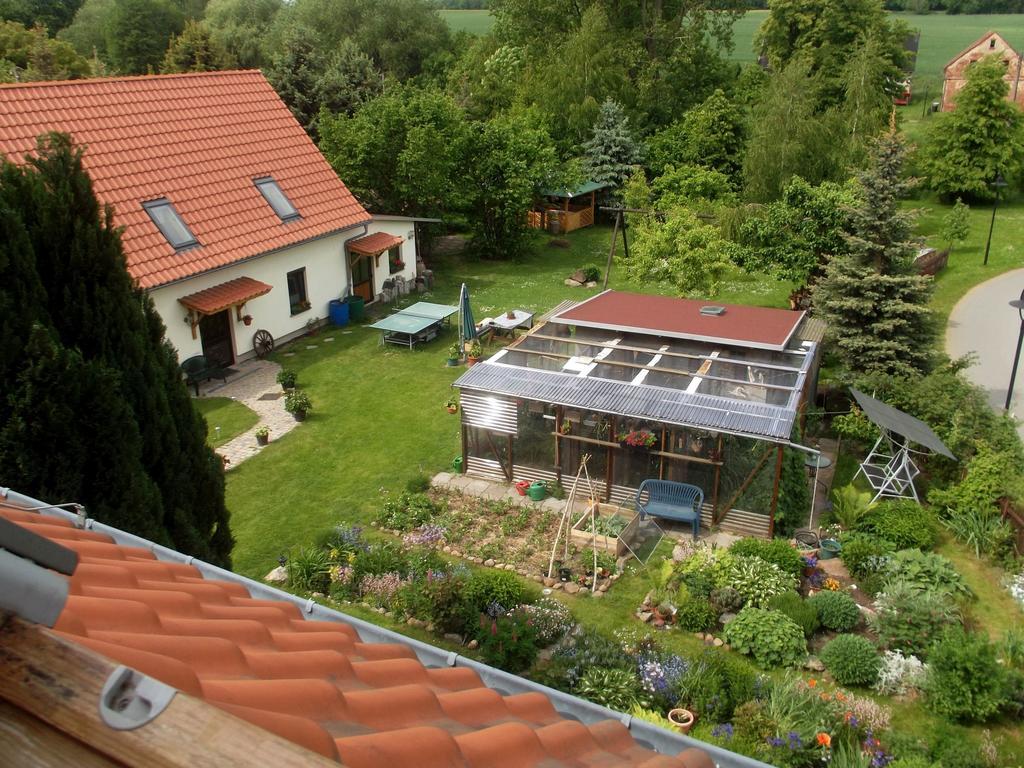 Отель Zum Hecht Herrnhut Экстерьер фото